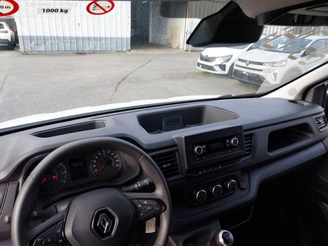 Renault Trafic image 8