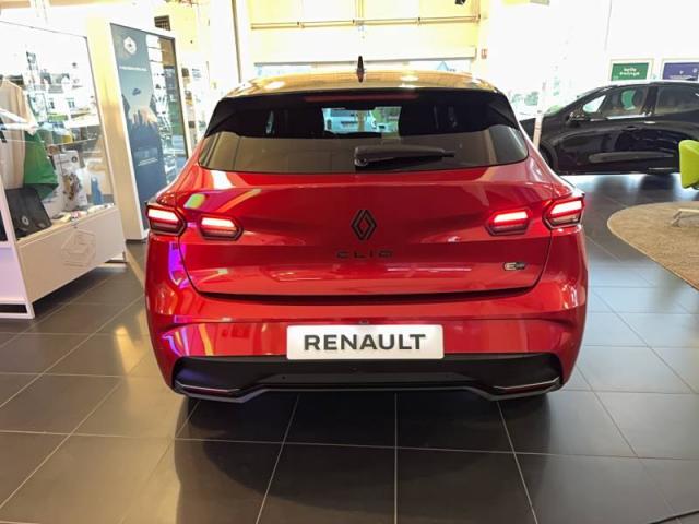 Renault Clio image 8