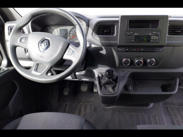 Renault Master image 1