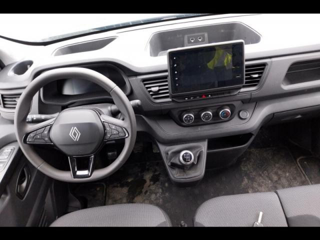 Renault Trafic image 7