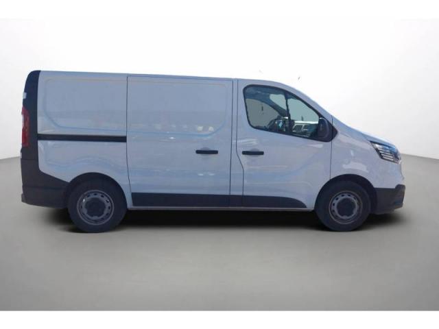 Renault Trafic image 1