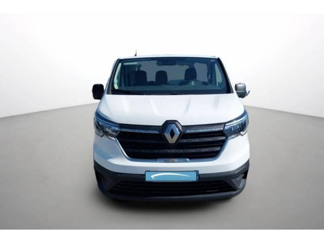 Renault Trafic image 2