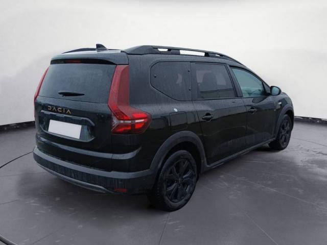 Dacia Jogger image 1