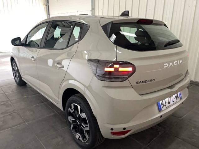 Dacia Sandero image 1