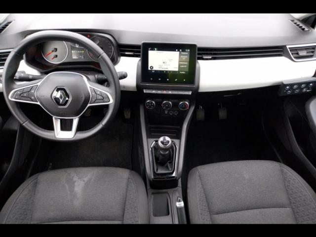 Renault Clio image 8