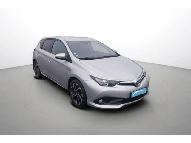 Toyota Auris image 2