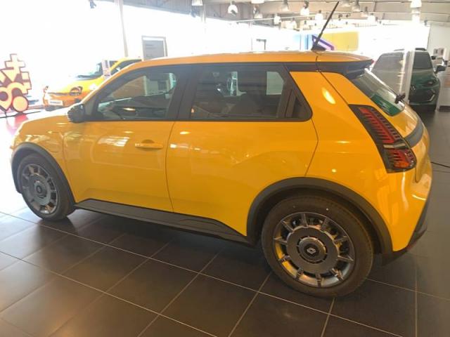 Renault R 5 image 9