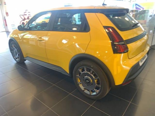 Renault R 5 image 4