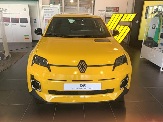 Renault R 5 image 7