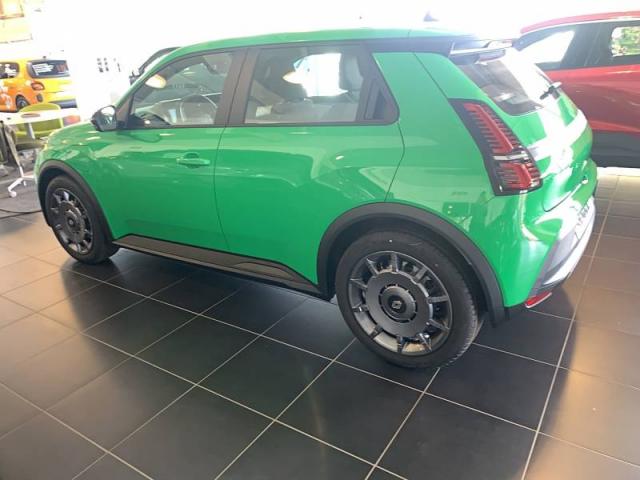 Renault R 5 image 7