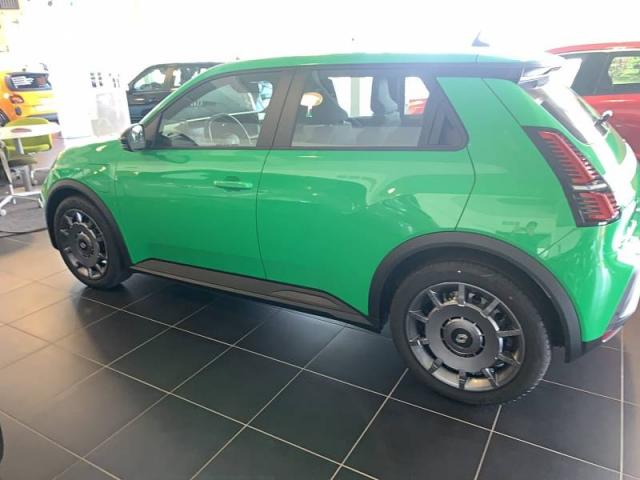Renault R 5 image 2