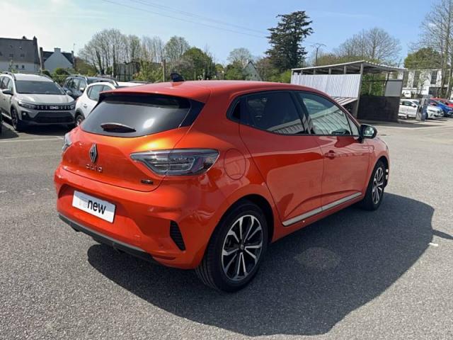 Renault Clio image 2