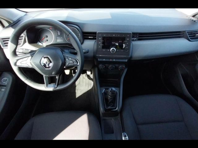 Renault Clio image 2
