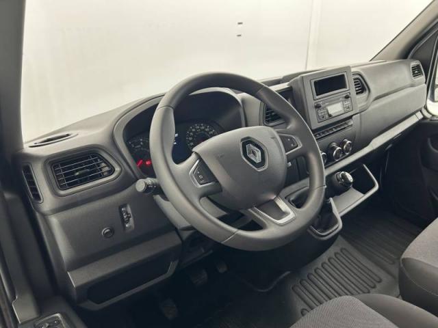 Renault Master image 7