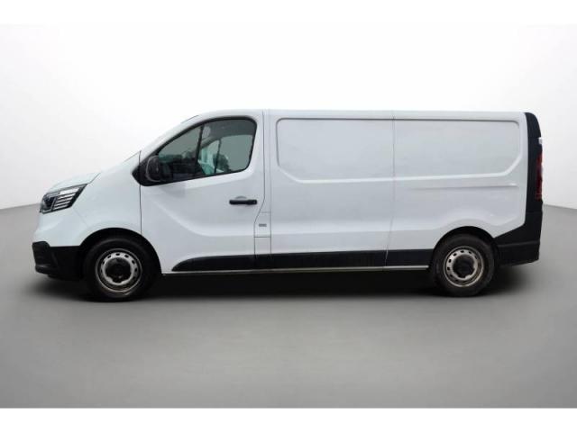 Renault Trafic image 2