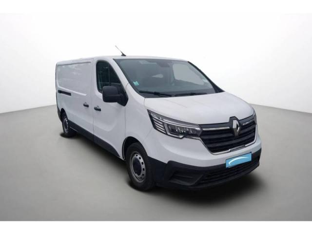 Renault Trafic image 2