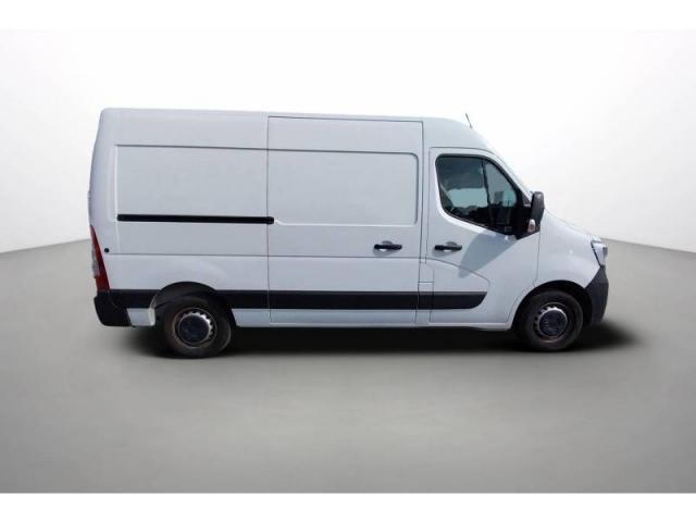 Renault Master image 9