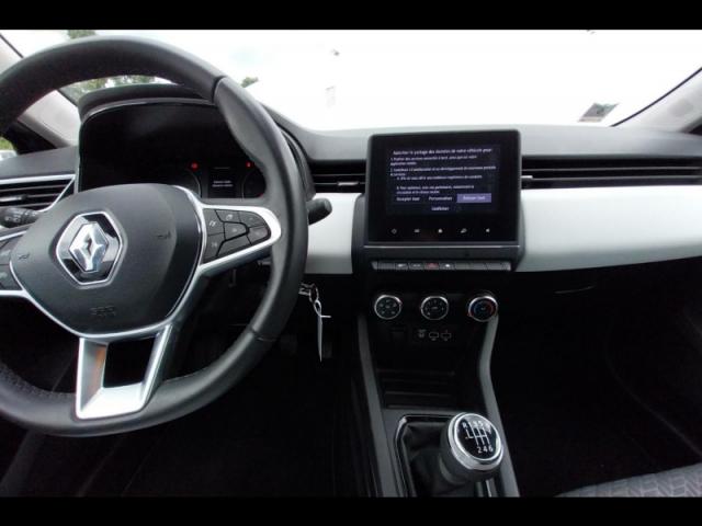 Renault Clio image 9
