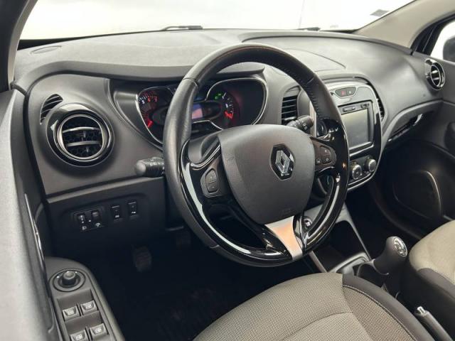 Renault Captur image 1