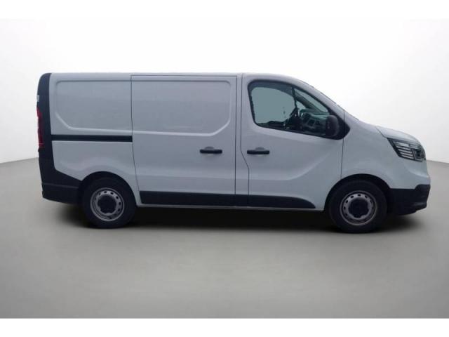 Renault Trafic image 9