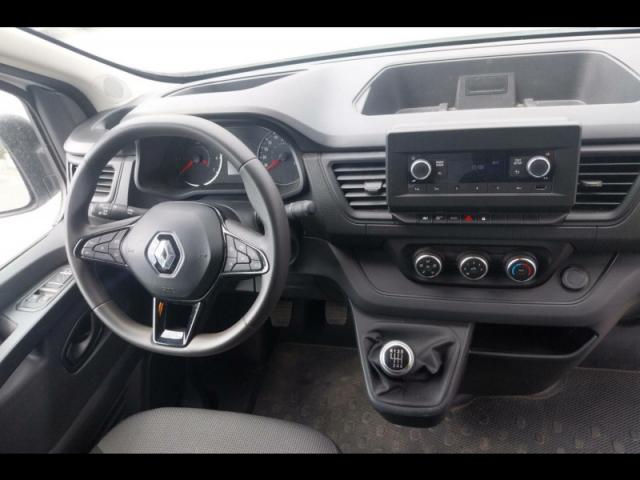 Renault Trafic image 3