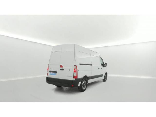 Renault Master image 1