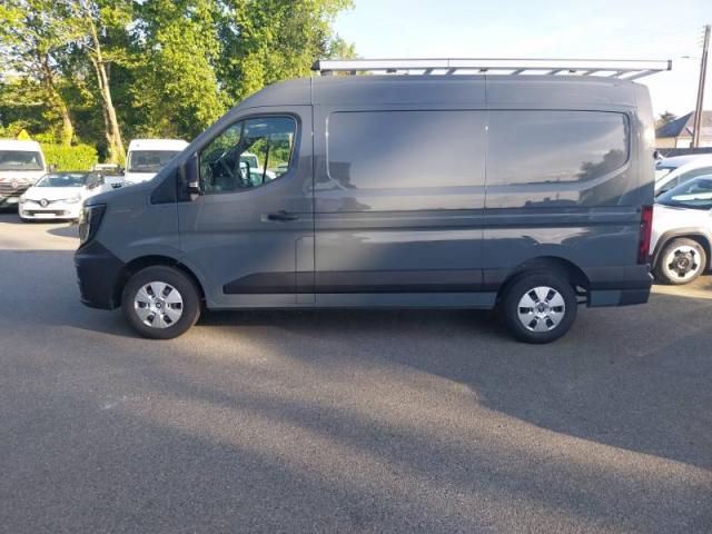 Renault Master image 1
