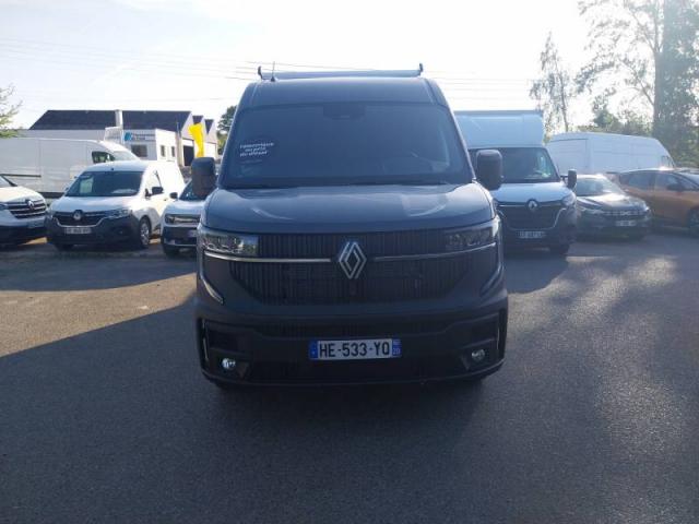 Renault Master image 2