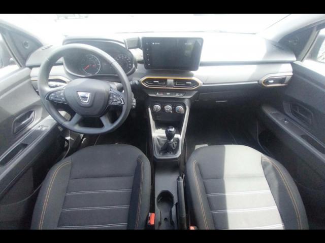 Dacia Sandero image 4