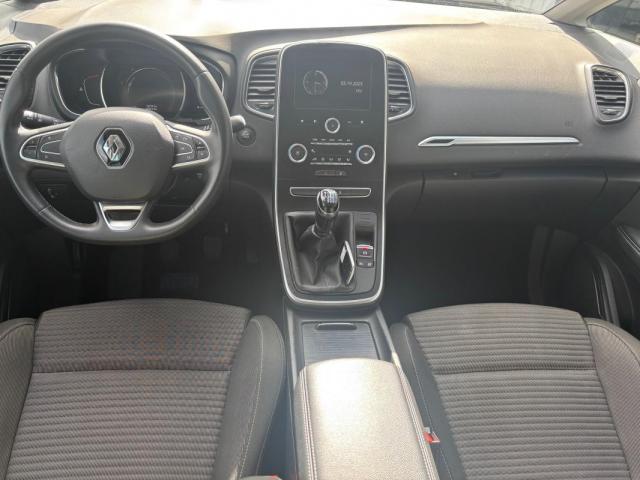 Renault Grand Scénic image 1