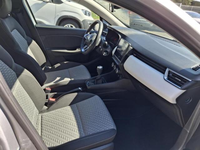 Renault Clio image 2