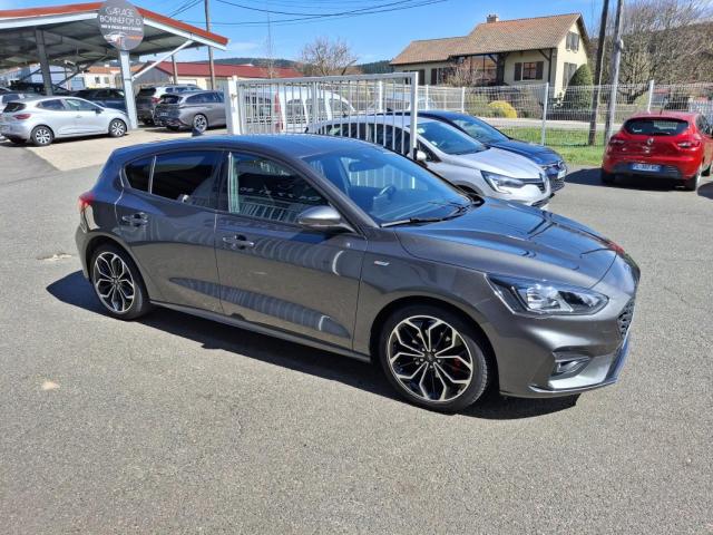 Ford Focus image 8