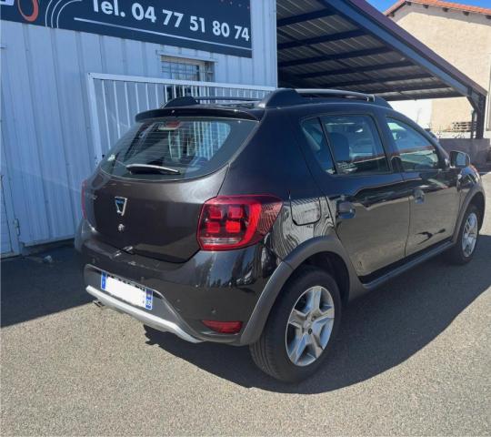 Dacia Sandero image 1
