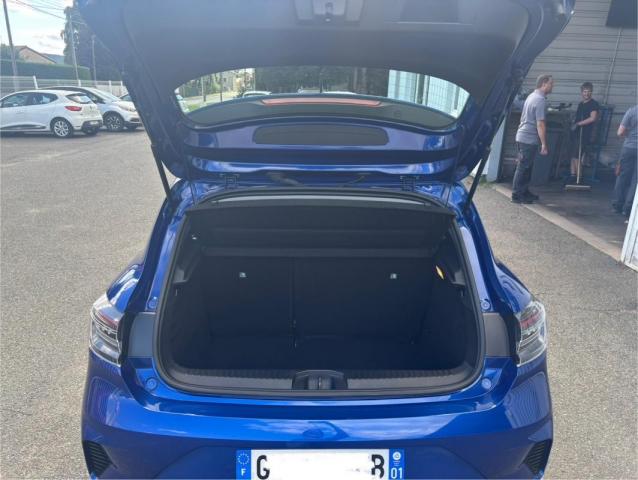 Renault Clio image 2