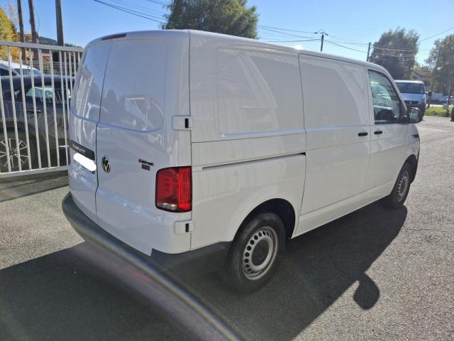 Volkswagen Transporter image 4