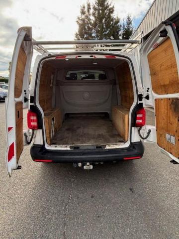 Volkswagen Transporter image 4