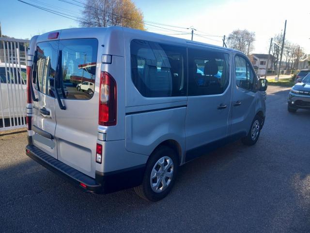 Renault Trafic image 9