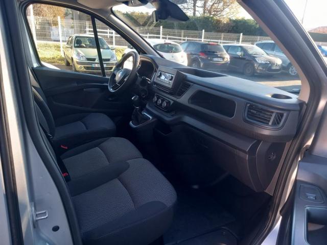 Renault Trafic image 8