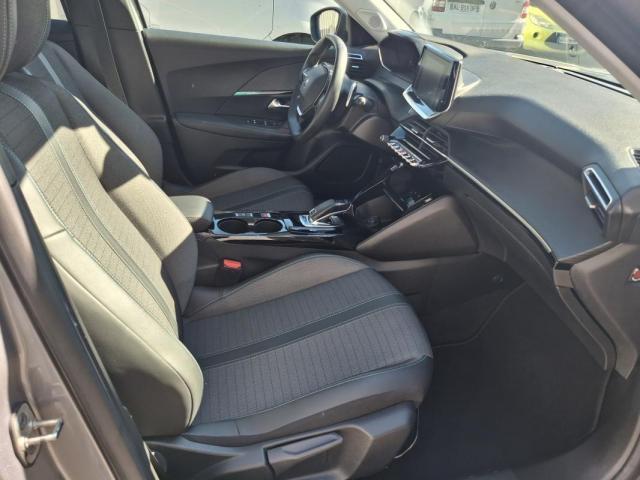 Peugeot 2008 image 4