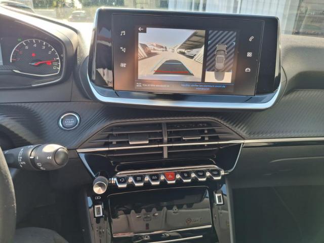 Peugeot 2008 image 3