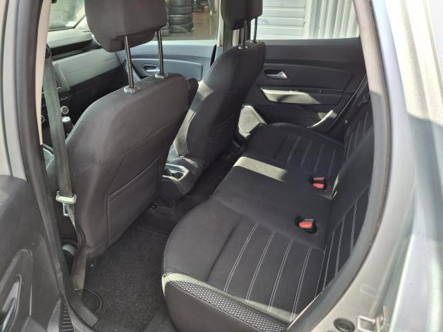 Dacia Duster image 6