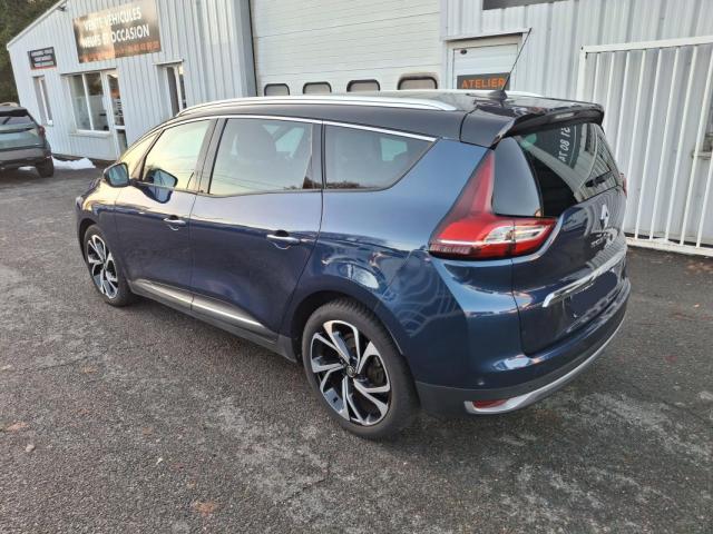 Renault Grand Scénic image 2