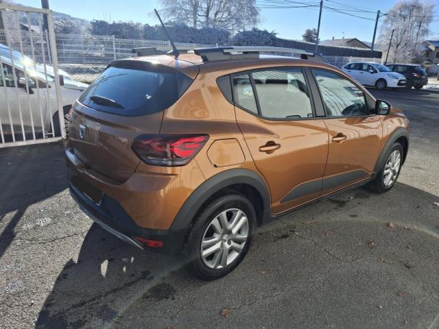 Dacia Sandero image 2