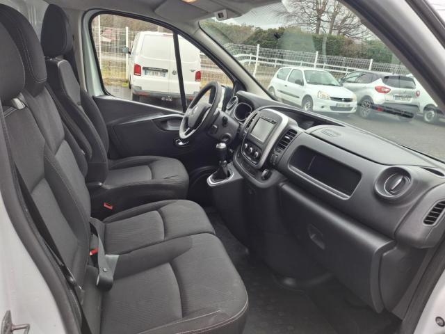 Renault Trafic image 3
