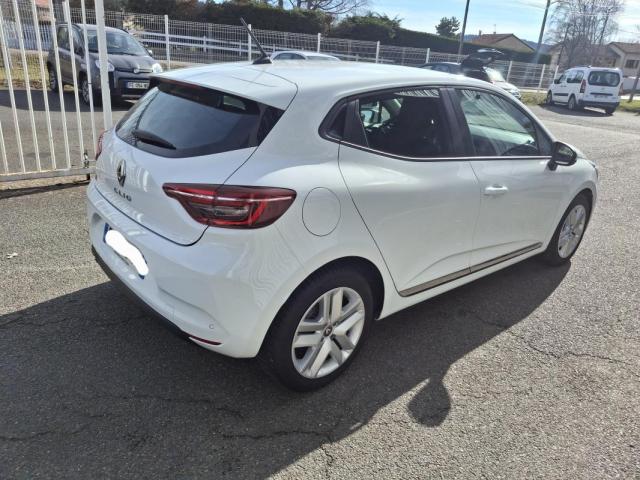 Renault Clio image 1