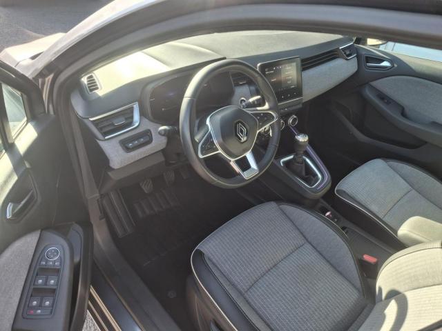 Renault Clio image 2
