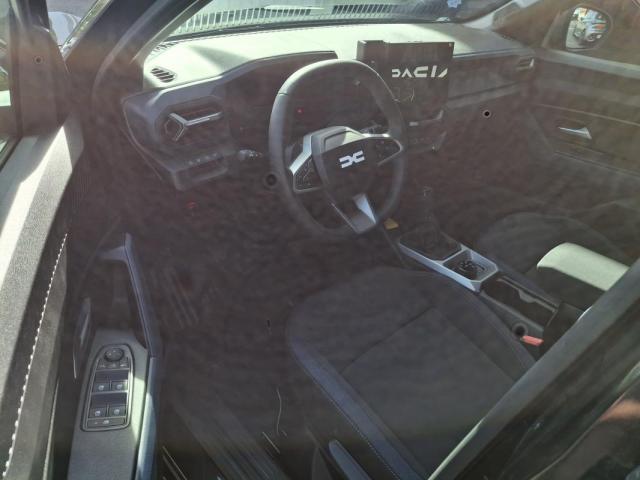 Dacia Duster image 1