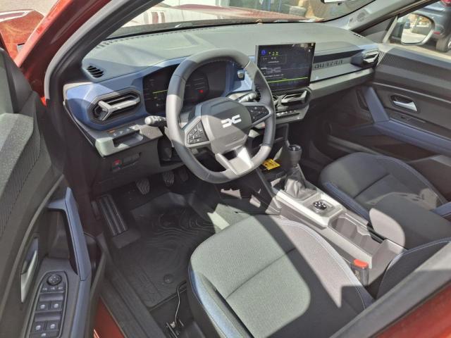 Dacia Duster image 8