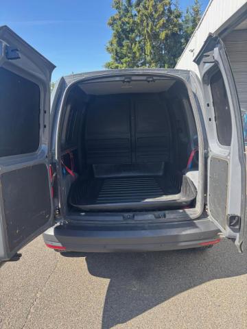 Volkswagen Caddy image 8