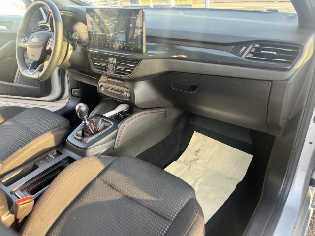 Ford Focus image 4